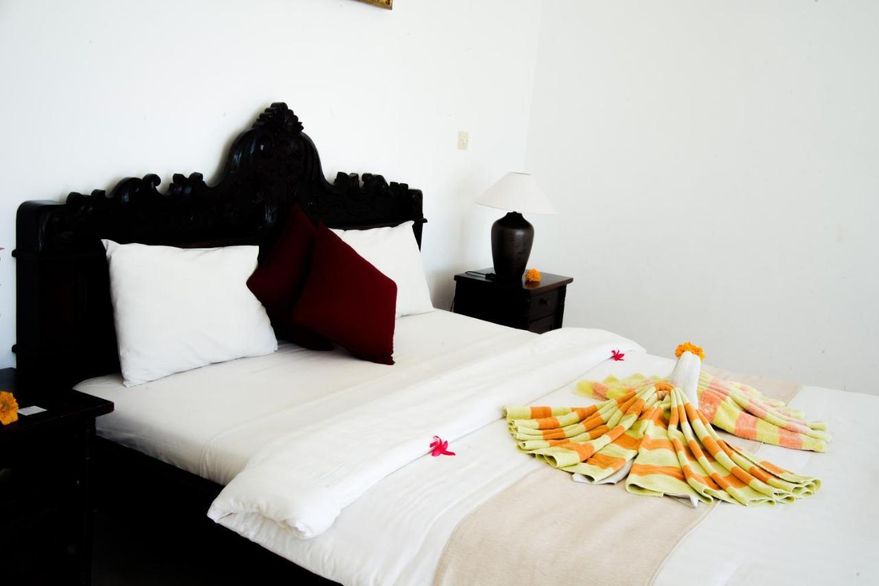Alam Bali Beach Resort Амед Екстер'єр фото
